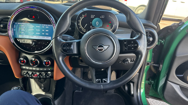 MINI Hatchback 1.5 Cooper Exclusive 5dr Petrol Hatchback